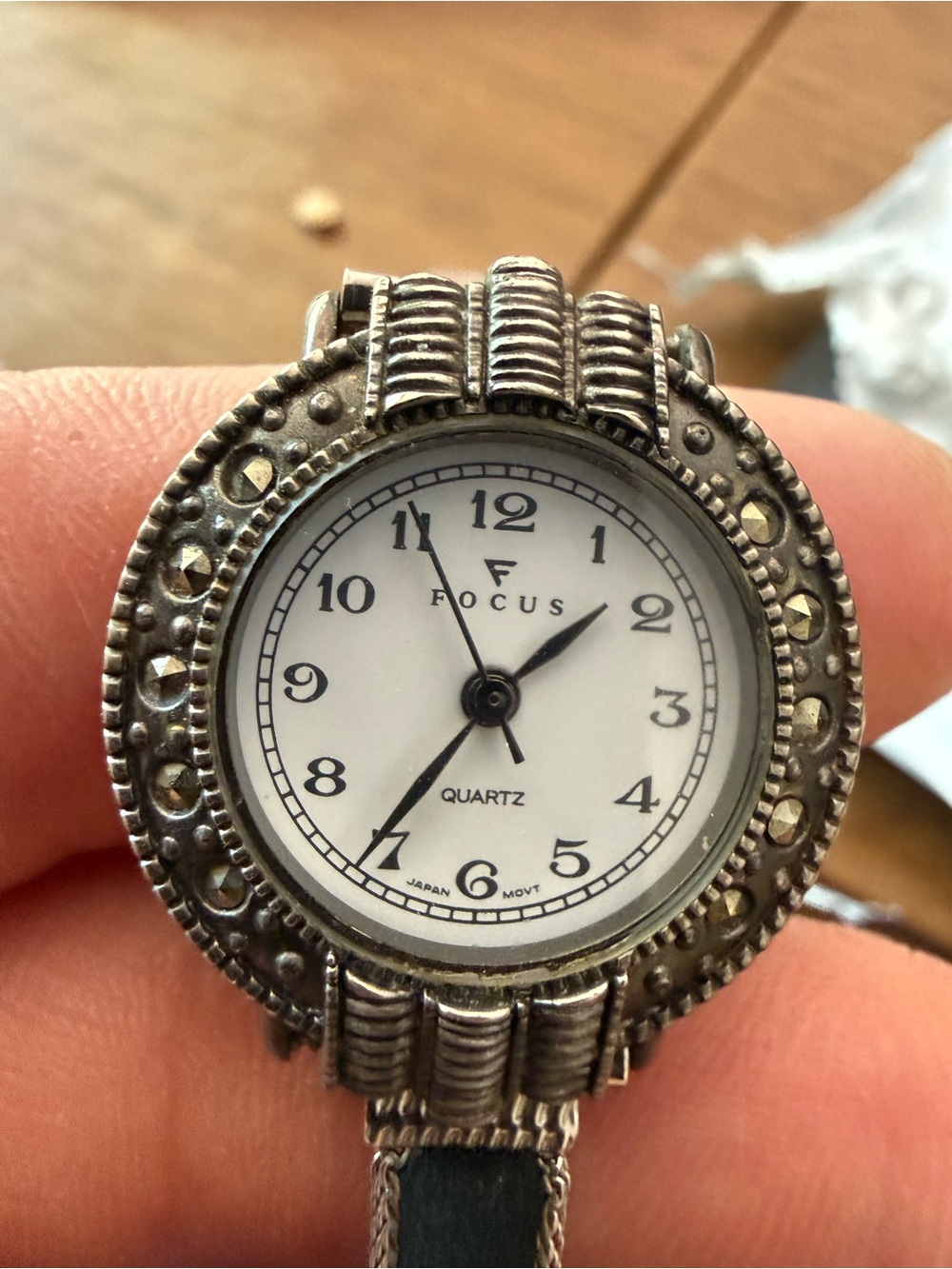 Focus Women's Silver-Tone Watch with White Dial